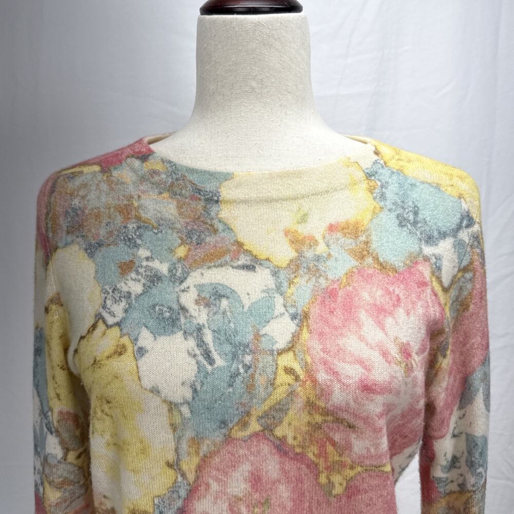 Talbots Womens Pure Cashmere Floral Audrey Sweater Size M Boatneck 3/4 Sleeve - Picture 3 of 8